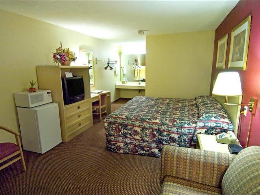 Hometowne Studios By Red Roof Florence, Ky-Cincinnati Airport Ngoại thất bức ảnh
